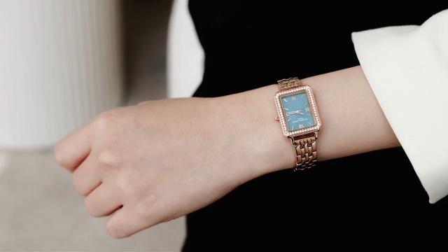 Amazon.com: VICTORIA HYDE Green Women's Watch, Rectangular Watches